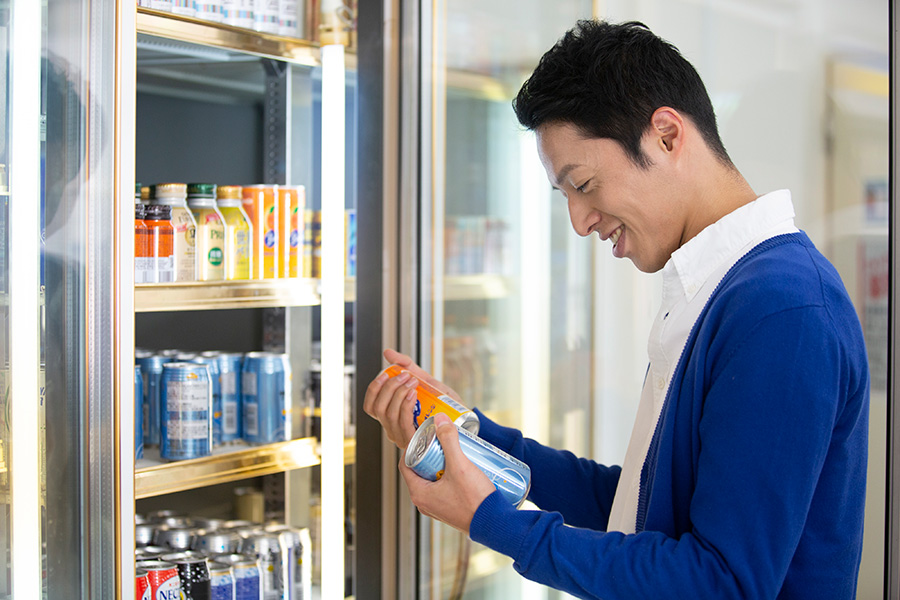 徒歩5分にコンビニあり 急な買い出しも安心！